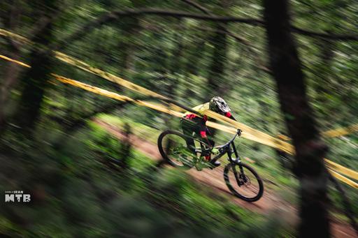 تمرین قبل از مسابقه تنکابن